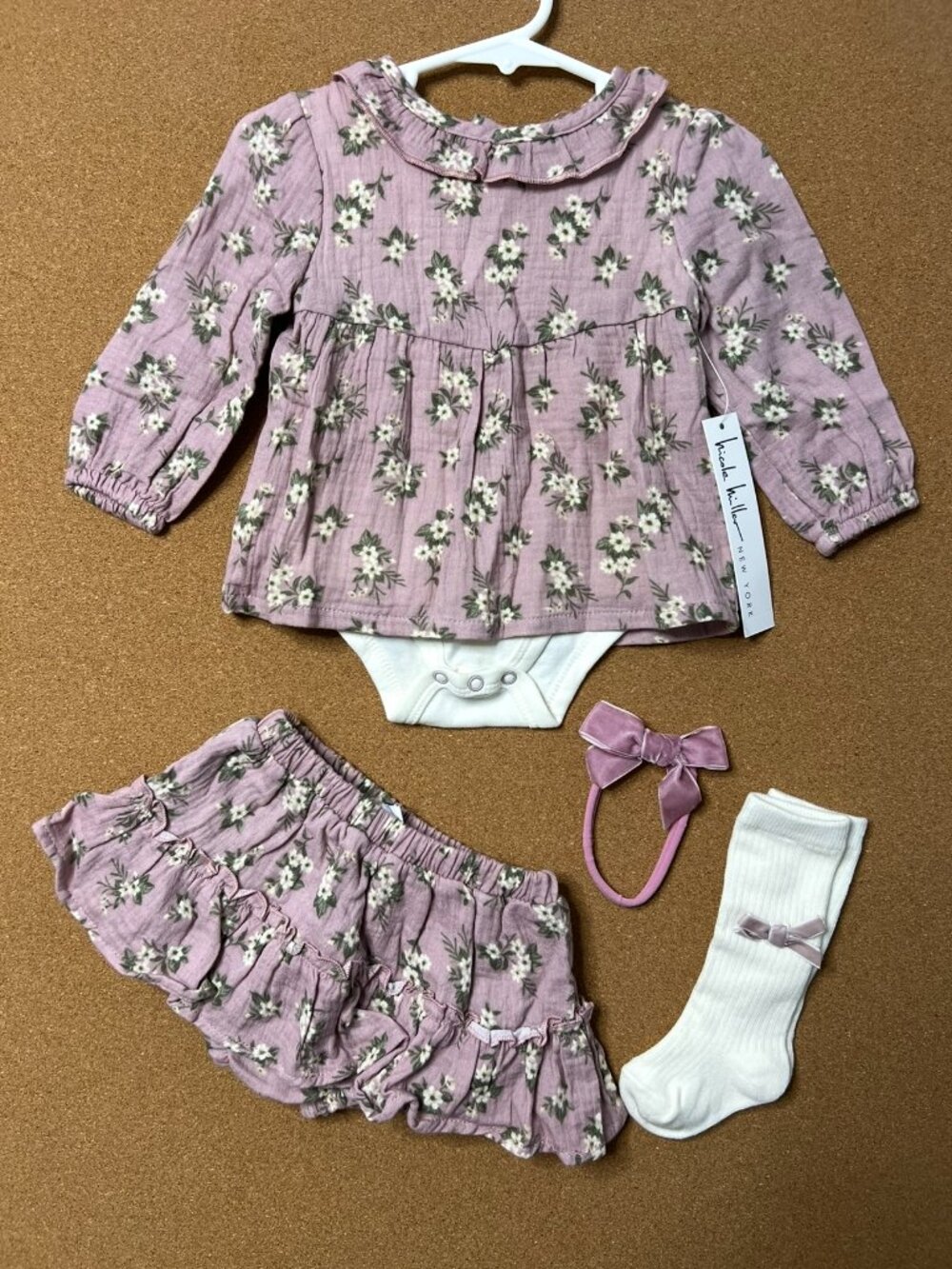 Nicole Miller Baby Girls 6-9m 4Pc Bloomer Set Long Sleeve NWT